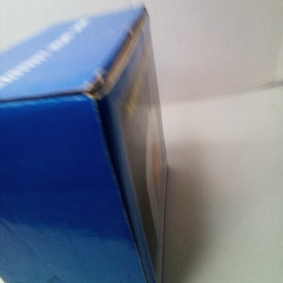 Vintage Porcelain Ceramic Nativity Scene Light Up White Christmas 8" - Picture 2 of 13